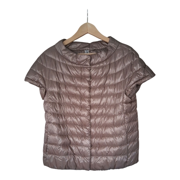 Herno Iconico Emelia Cape Light Taupe Quilted Short Sleeve Vest Size 44 - Picture 1 of 5